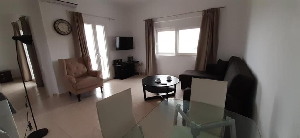 Thea Apartment Agia Marina  ภายนอก รูปภาพ